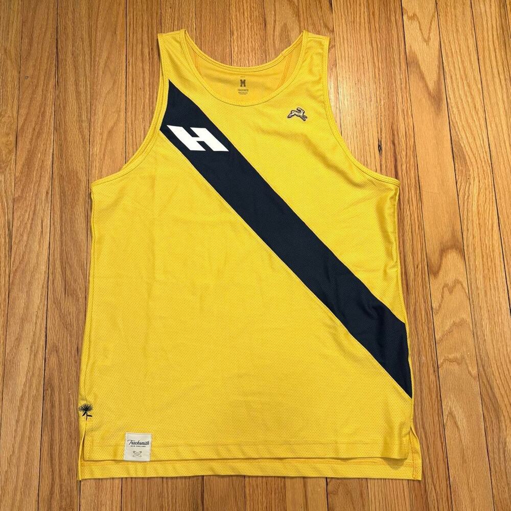 Tracksmith Hare A.C. Van Cortlandt Singlet Men's Size Medium Yellow Navy
